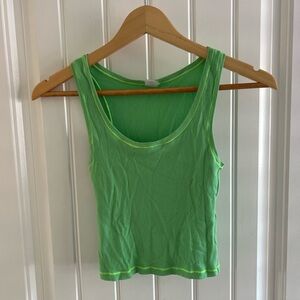 Green ribbed tank